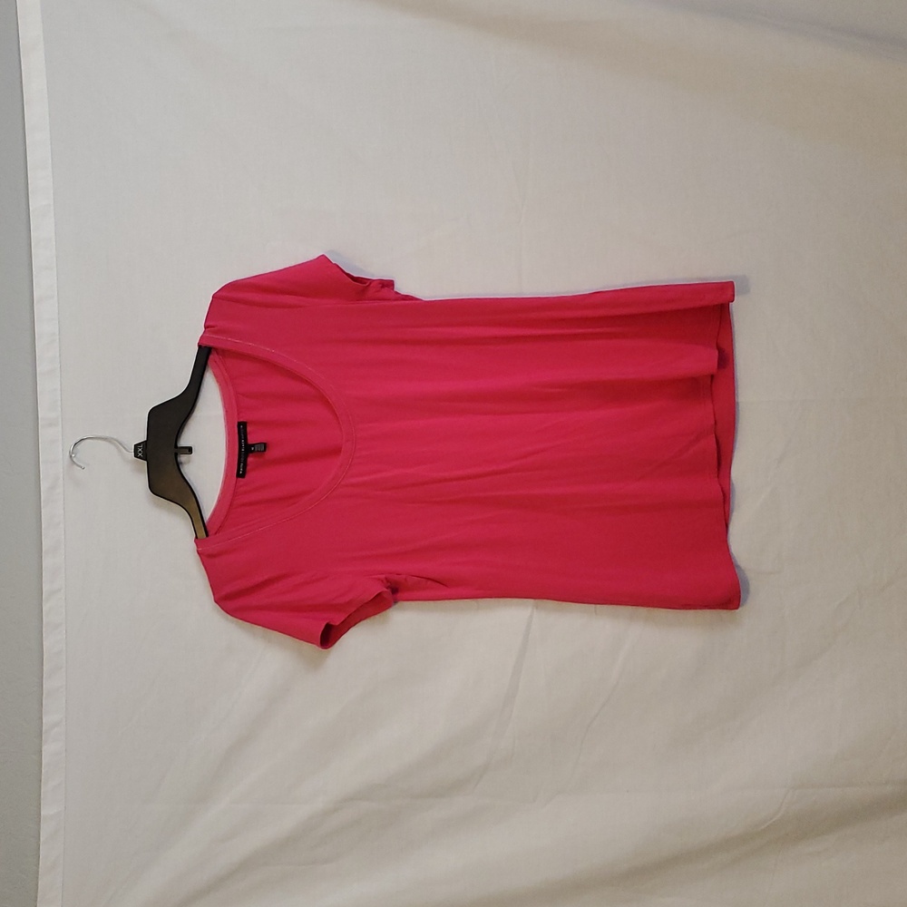 White House Black Market pink tee